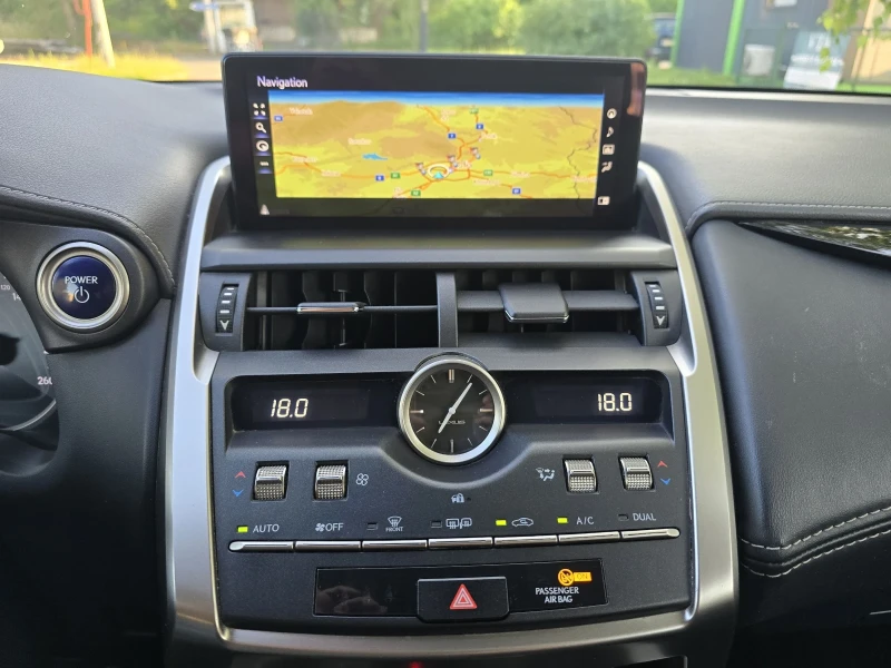 Lexus NX 300h 300 HYBRID/4X4/ГАРАНЦИЯ 2030Г, снимка 17 - Автомобили и джипове - 53126186
