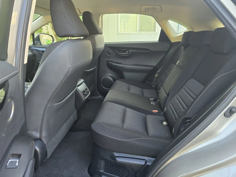 Lexus NX 300h 300 HYBRID/4X4/ГАРАНЦИЯ 2030Г, снимка 10 - Автомобили и джипове - 53126186