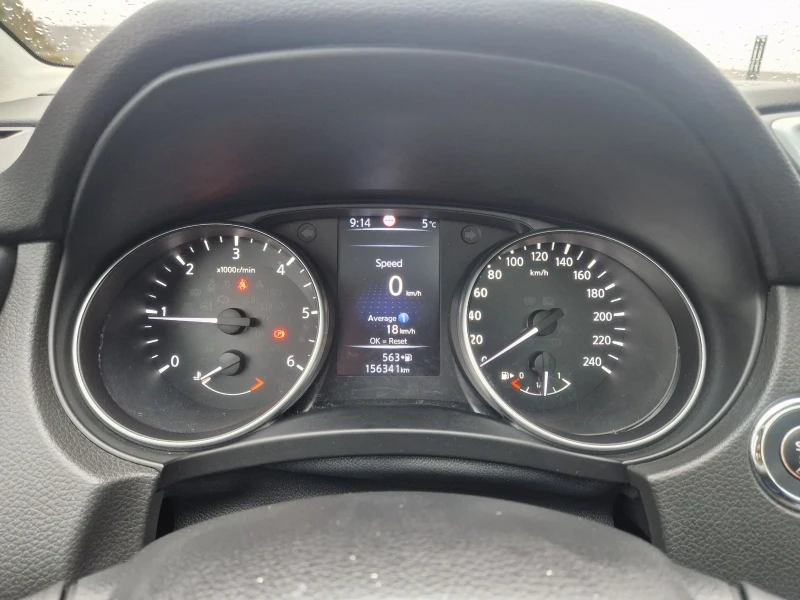 Nissan Qashqai 1.6DCi 4x4 Tekna Facelift Fullled, снимка 11 - Автомобили и джипове - 53375312