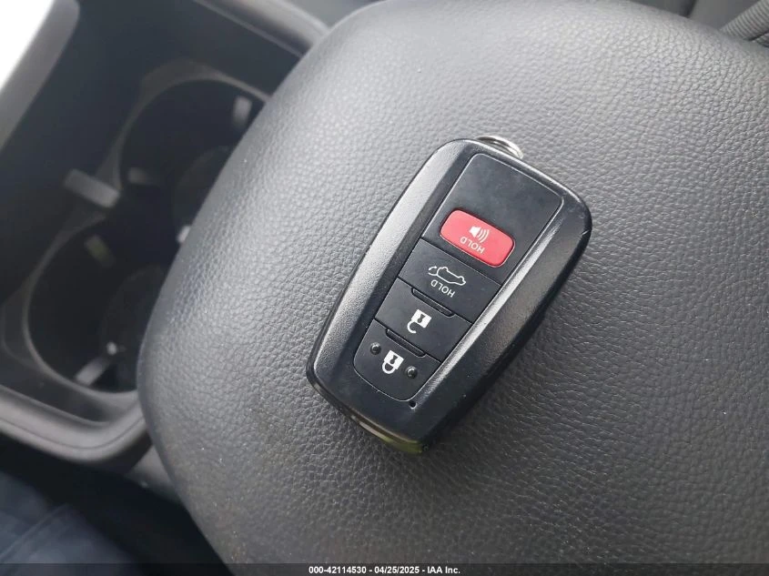 Toyota Rav4 2.5L I-4 DI, DOHC, VVT, 176HP All Wheel Drive - изображение 3