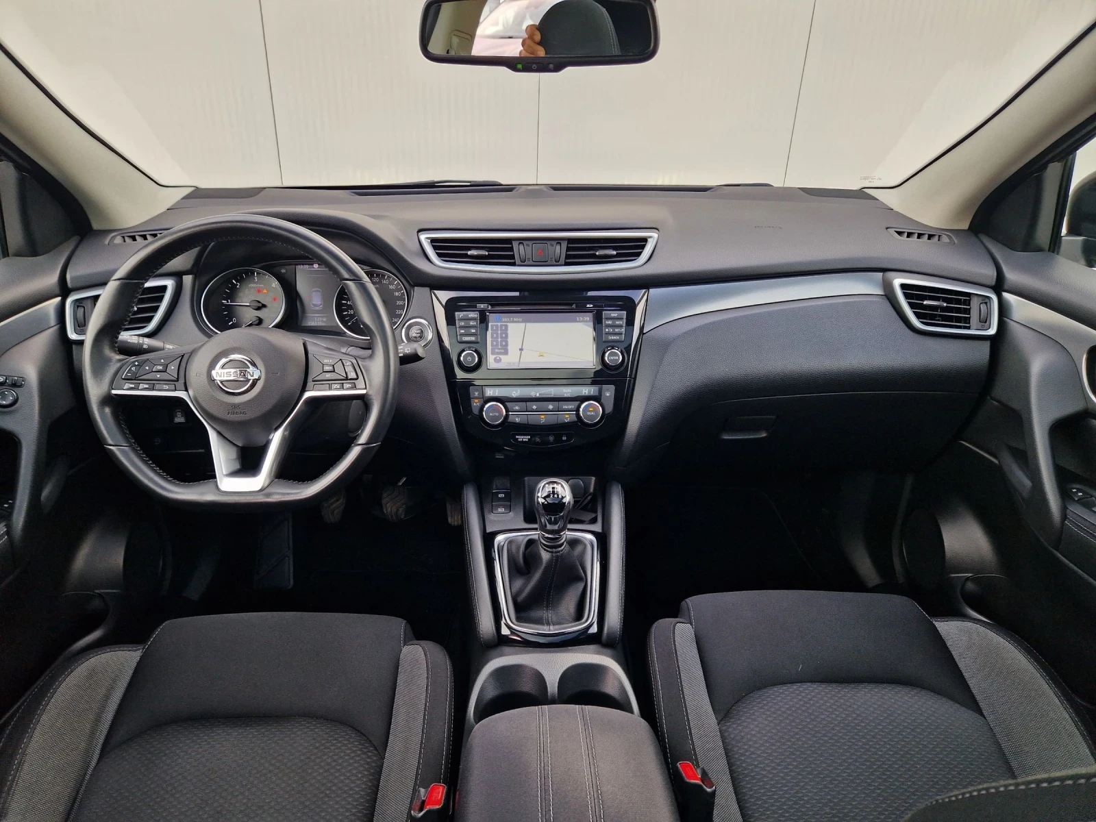 Nissan Qashqai 1.6DCi 4x4 Tekna Facelift Fullled - изображение 10