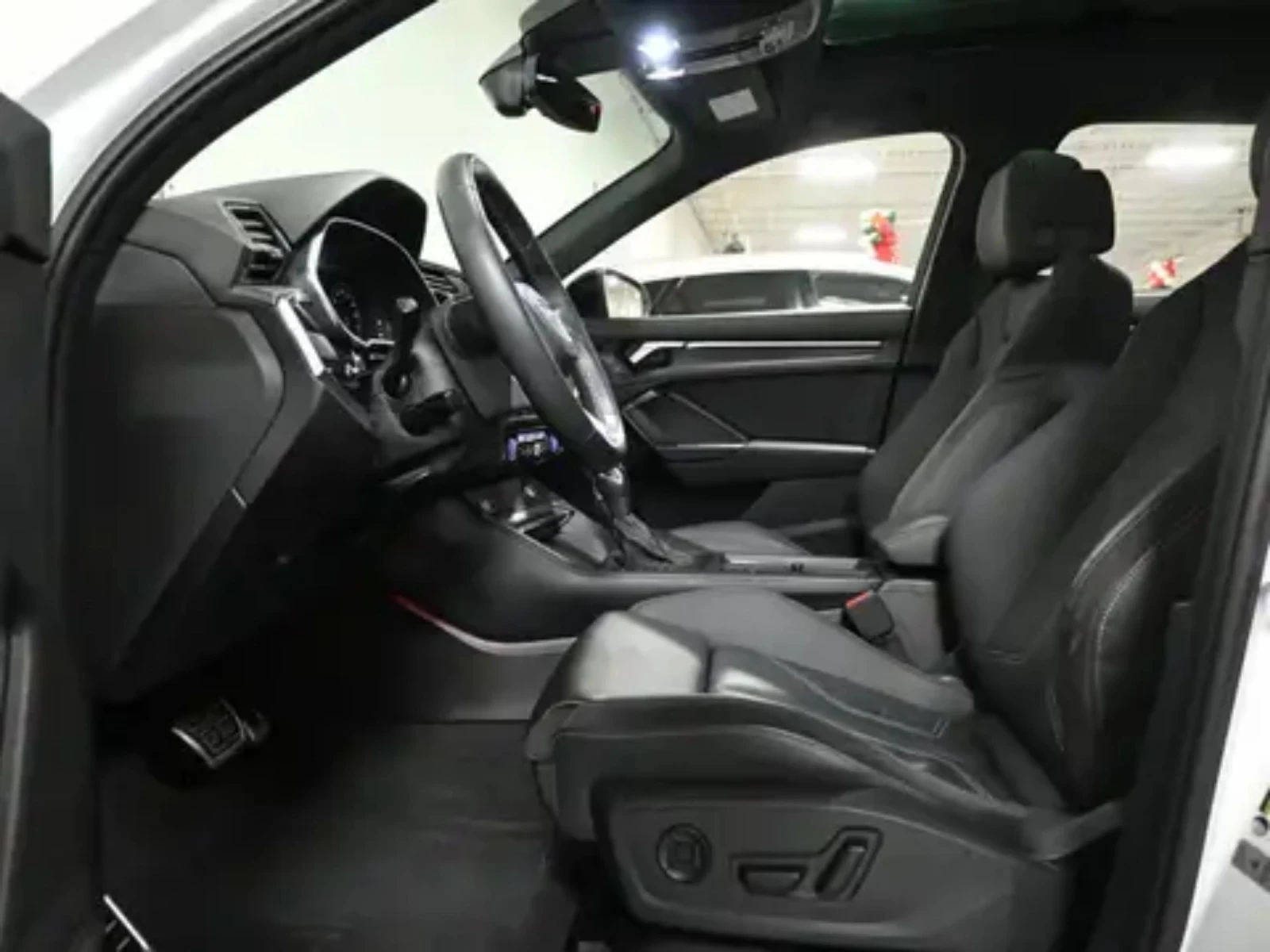 Audi Q3 2023/S-line/SONOS AUDIO/CAMERA/PANO/4X4, снимка 14 - Автомобили и джипове - 53887973