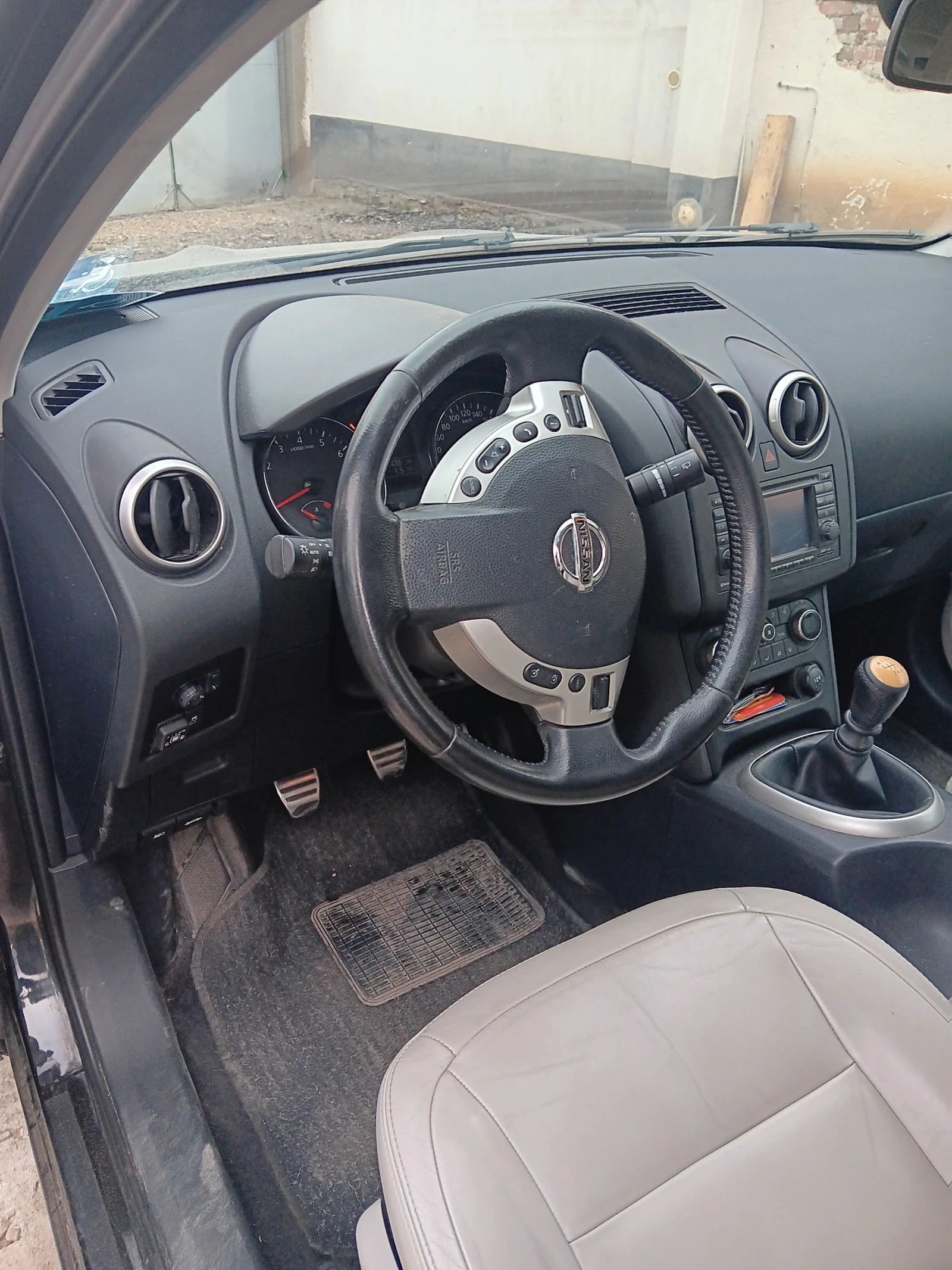 Nissan Qashqai, снимка 3 - Автомобили и джипове - 53927292
