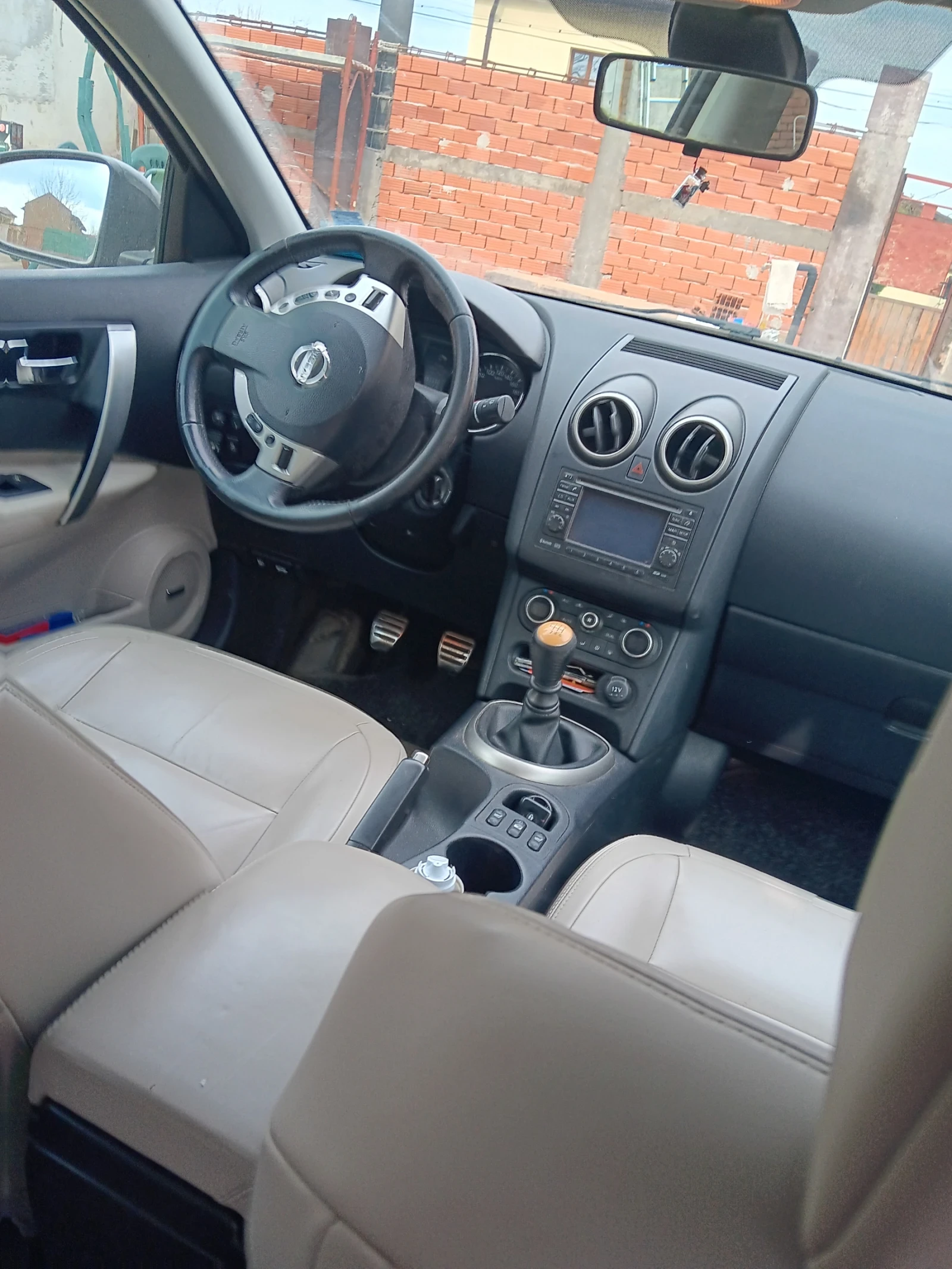 Nissan Qashqai, снимка 8 - Автомобили и джипове - 53927292