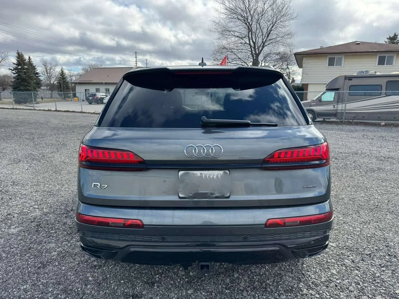 Audi Q7 * Progressiv * ДИСТРОНИК * 360 * S LINE * ОБДУХВАН, снимка 4 - Автомобили и джипове - 53940711