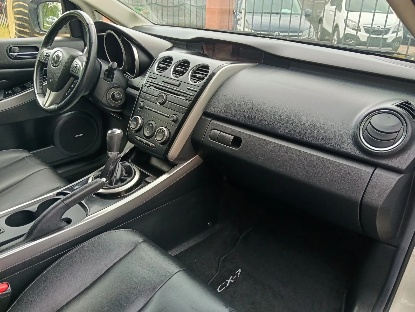Mazda CX-7 2.2D REVOLUTION, снимка 11 - Автомобили и джипове - 54620812