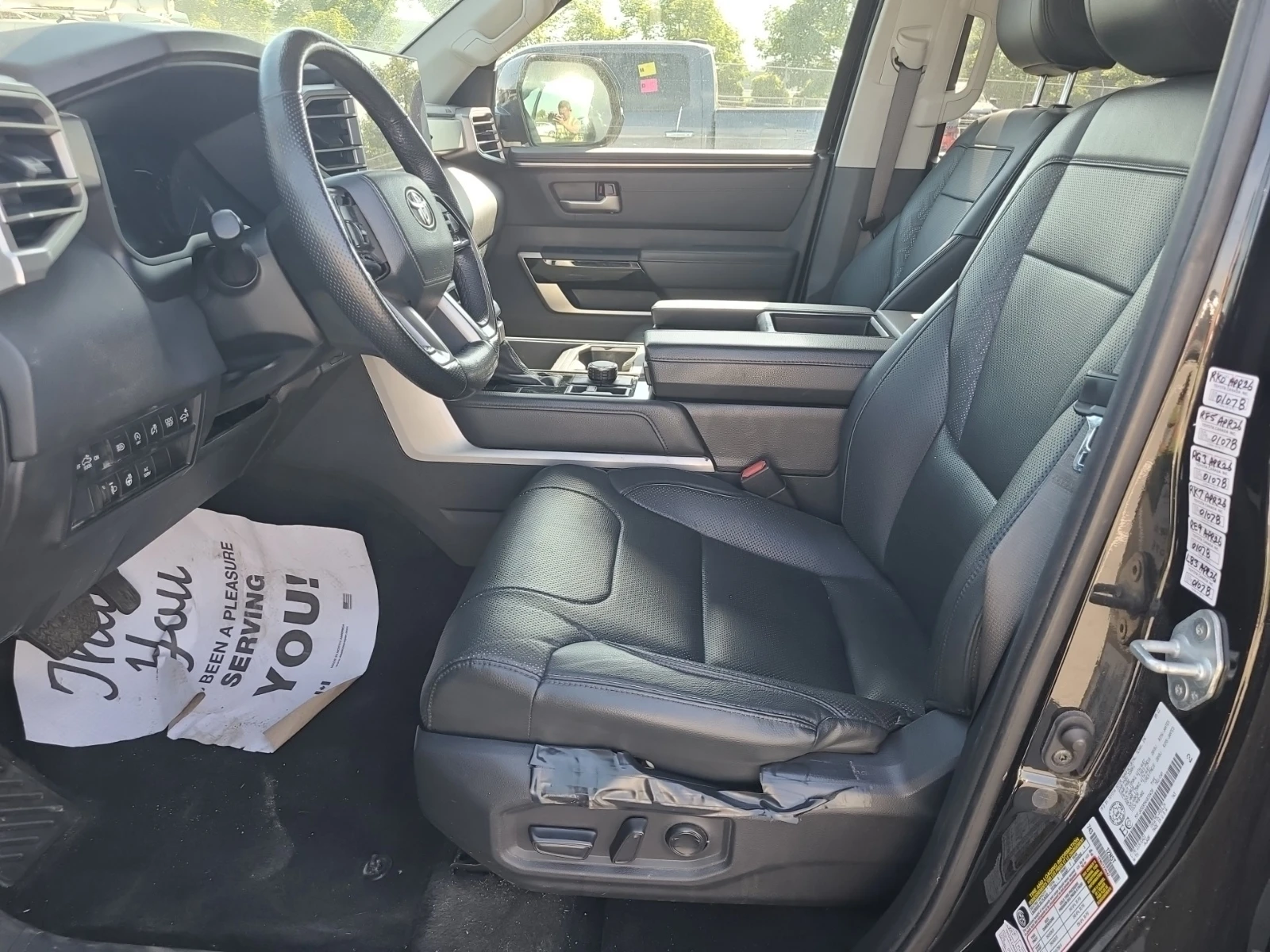 Toyota Tundra LIMITED CREW CAB SHORT BED, снимка 9 - Автомобили и джипове - 54757001