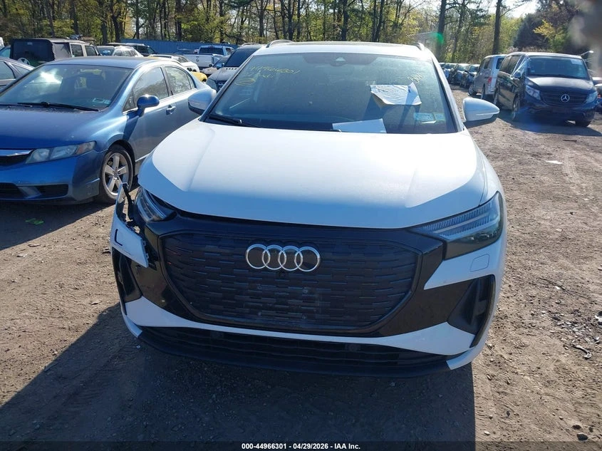 Audi Q4 E-Tron Prestige 50 Quattro, снимка 12 - Автомобили и джипове - 54874447