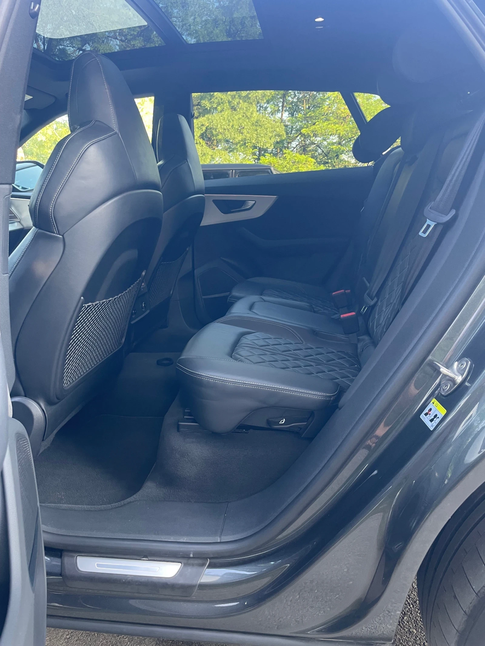 Audi Q8, снимка 10 - Автомобили и джипове - 55195099