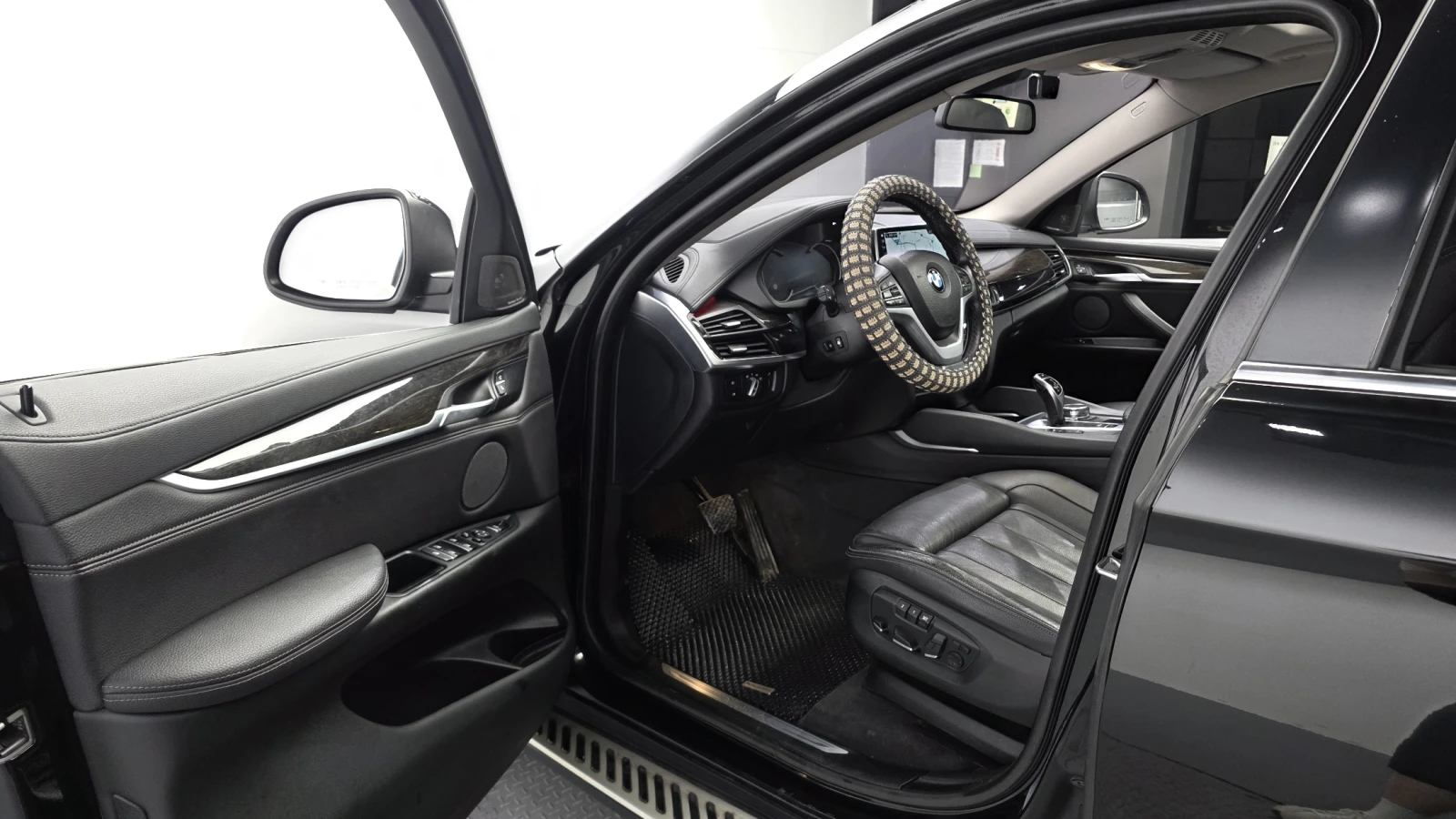 BMW X6 xDrive30d* HUD* ЕЛ. БАГАЖНИК* 360* КРАЙНА ЦЕНА, снимка 10 - Автомобили и джипове - 55367109