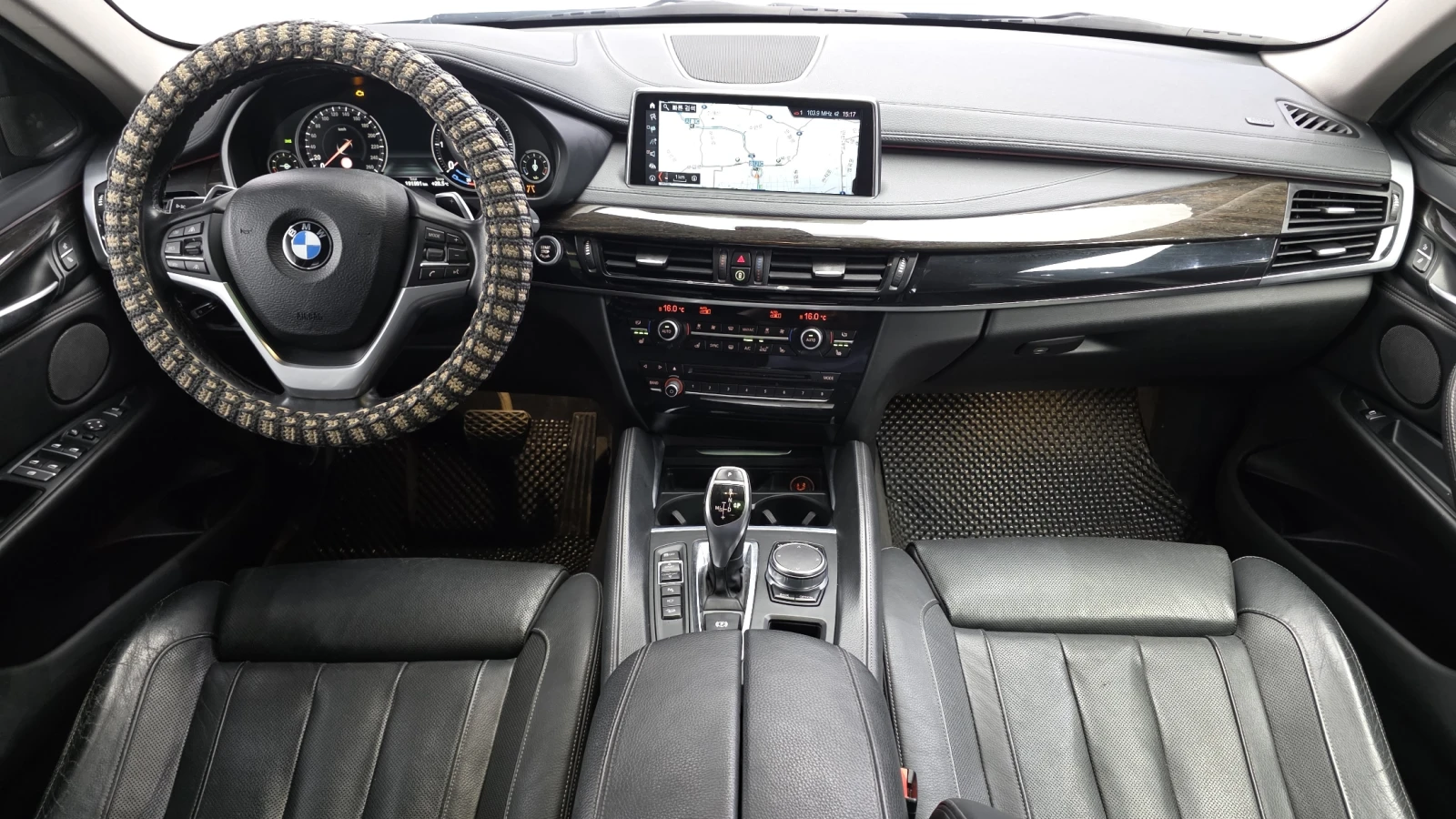 BMW X6 xDrive30d* HUD* ЕЛ. БАГАЖНИК* 360* КРАЙНА ЦЕНА, снимка 7 - Автомобили и джипове - 55367109