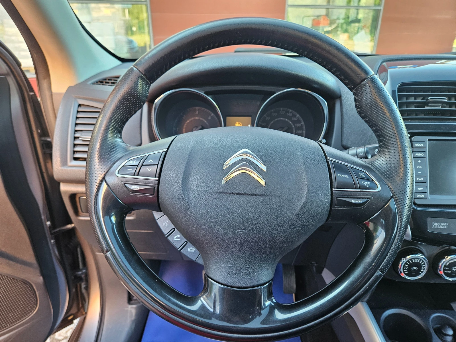 Citroen C4 AIRCROSS 1.8 4x4 ПАНОРАМА НАВИ КАМЕРА КОЖА KEYLESS , снимка 13 - Автомобили и джипове - 55503951