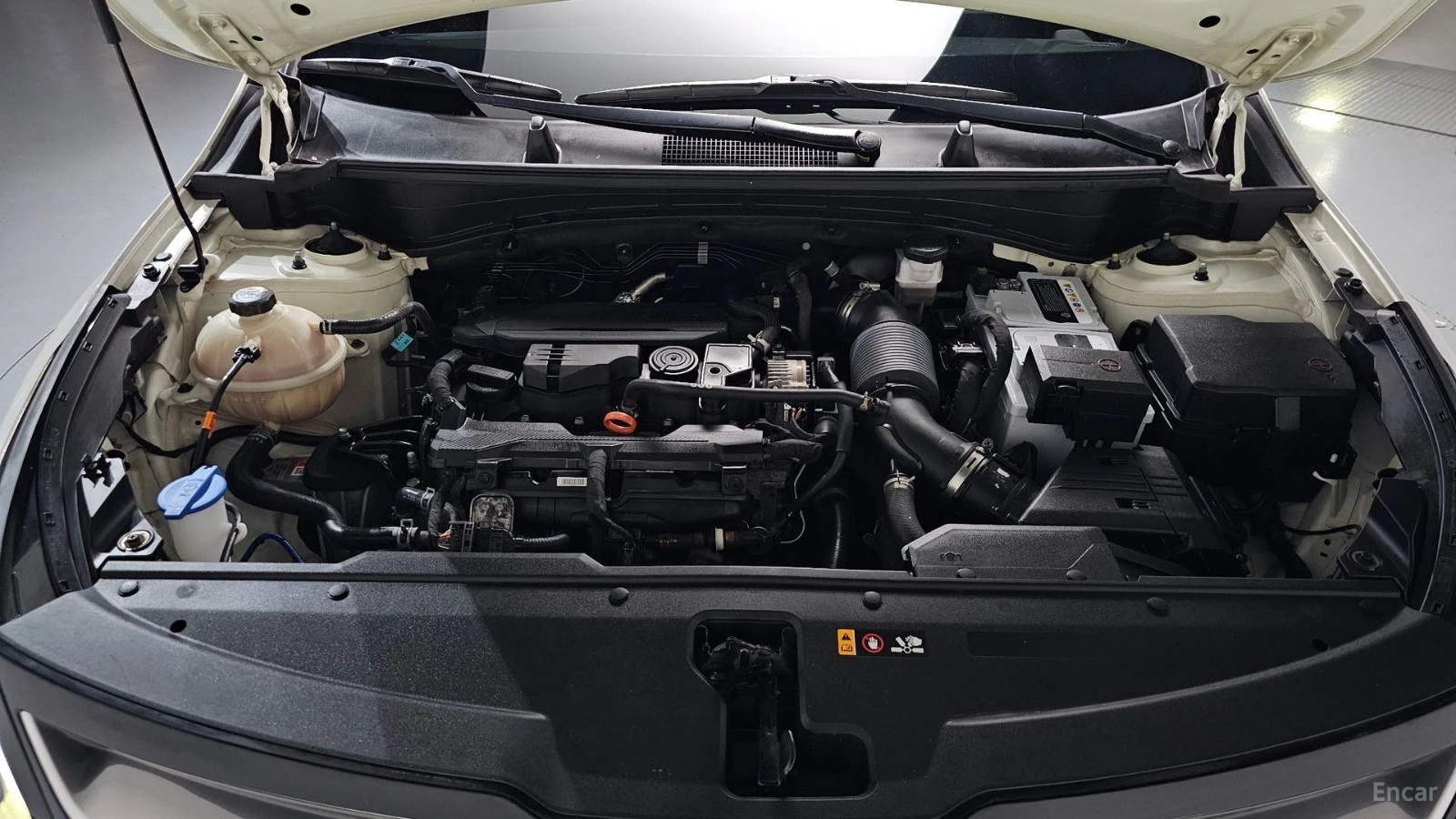 Kia Sportage NOBLESSE/DRIVE-ASSISTS/DIGITAL/1.6-TURBO, снимка 16 - Автомобили и джипове - 55678932