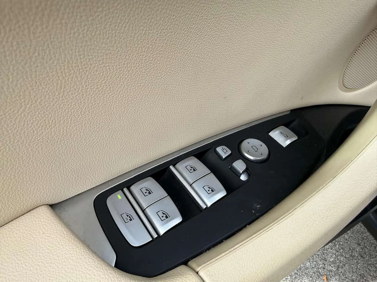 BMW X3 * xDrive30i * CARFAX * ��� ������������ ������ | Mobile.bg � ����������� 16