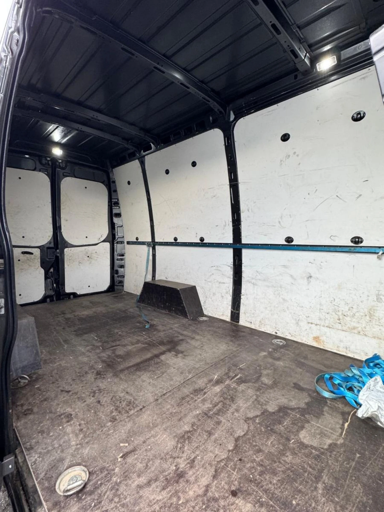 Iveco Daily 3.0 179k.c. Himatic 8G | Mobile.bg � ����������� 9