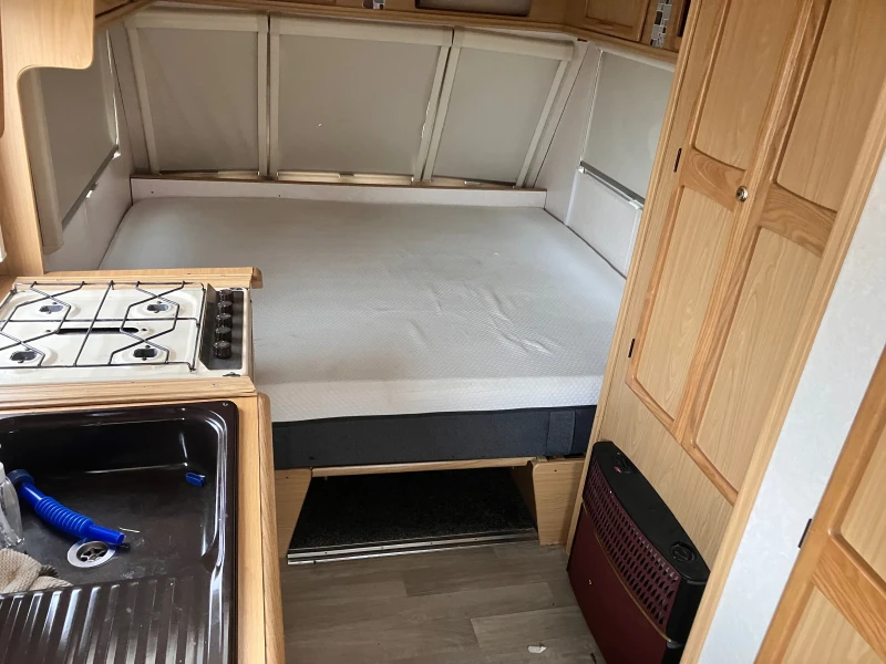 Каравана Bailey, снимка 7 - Каравани и кемпери - 51962174