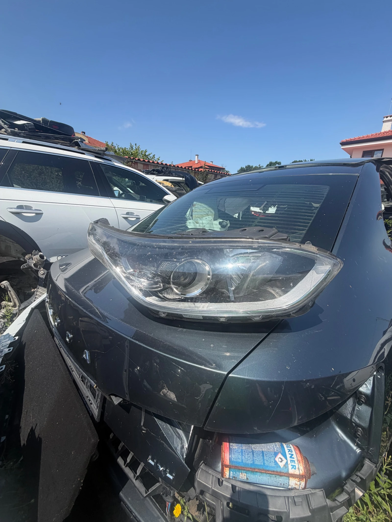 Kia Ceed 2019г десен фар 92102J7050