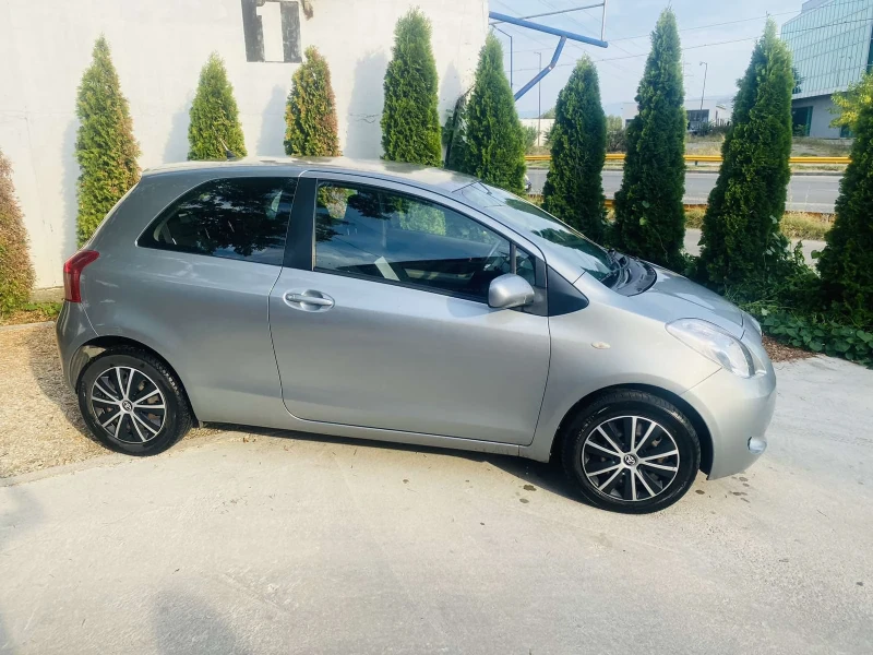 Toyota Yaris, снимка 1 - Автомобили и джипове - 47516613