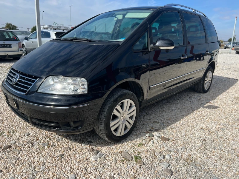 VW Sharan 2.0 TDi, снимка 2 - Автомобили и джипове - 47717404