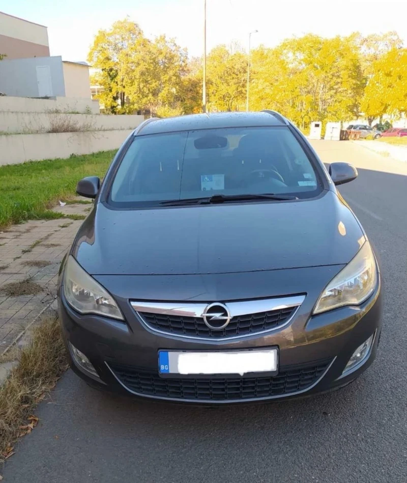 Opel Astra, снимка 1 - Автомобили и джипове - 48340874