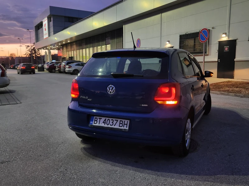 VW Polo, снимка 4 - Автомобили и джипове - 48645434