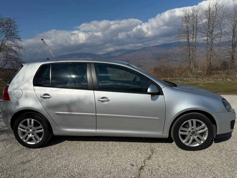 VW Golf 1.9 105кс 6ск, снимка 4 - Автомобили и джипове - 49350964