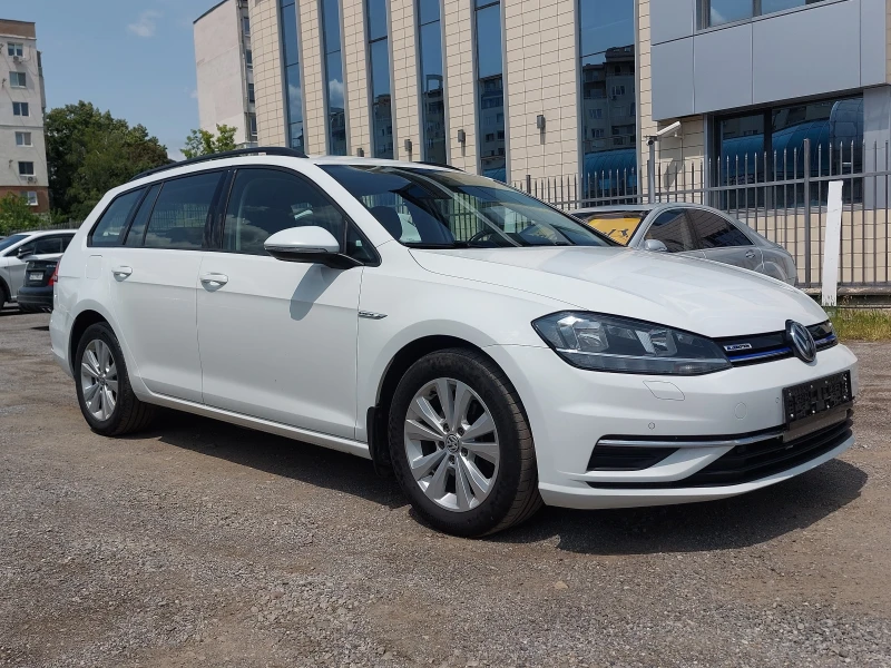 VW Golf 1.4TGI EXECUTIVE и SPORTSCOMBI CARPLAY NAVI 2БРОЯ, снимка 8 - Автомобили и джипове - 51994253