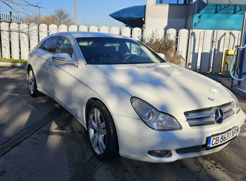 Mercedes-Benz CLS 320, снимка 9 - Автомобили и джипове - 53143841
