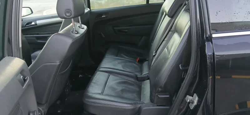 Opel Zafira 1.9 * * * КОЖА, ПОДГРЕВ, НАВИГАЦИЯ* * * , снимка 13 - Автомобили и джипове - 52933965