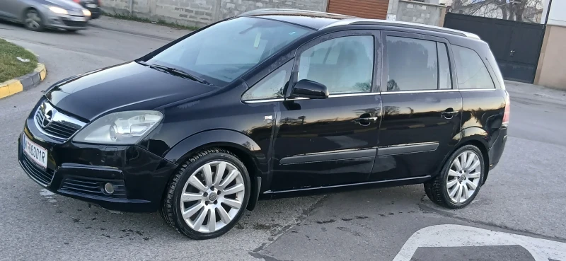 Opel Zafira 1.9 * * * КОЖА, ПОДГРЕВ, НАВИГАЦИЯ* * * , снимка 4 - Автомобили и джипове - 52933965