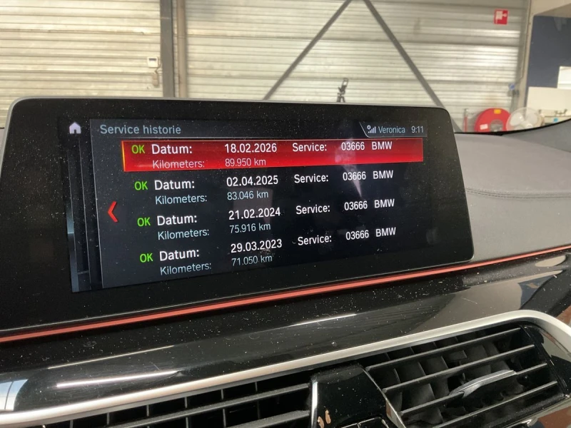 BMW 530 xDrive M-Sport Full, снимка 13 - Автомобили и джипове - 53579838