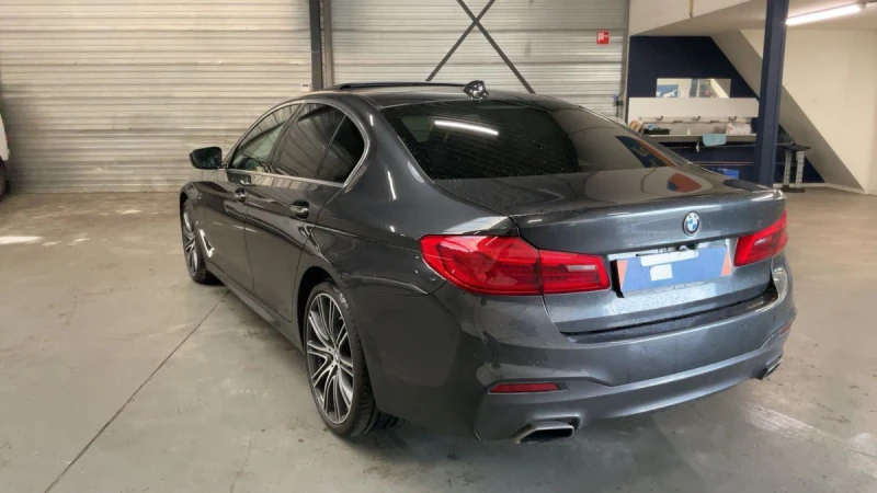 BMW 530 xDrive M-Sport Full, снимка 3 - Автомобили и джипове - 53579838