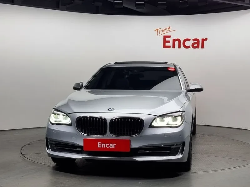 BMW 740 Li, снимка 3 - Автомобили и джипове - 54220188