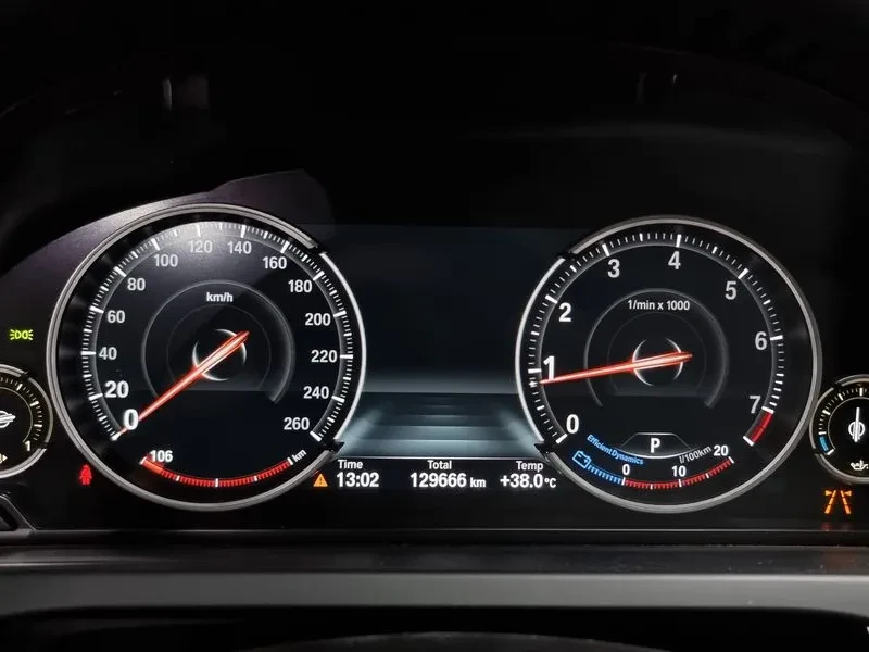 BMW 740 Li, снимка 8 - Автомобили и джипове - 54220188