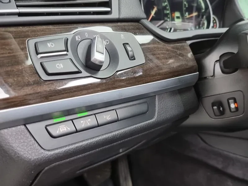 BMW 740 Li, снимка 12 - Автомобили и джипове - 54220188