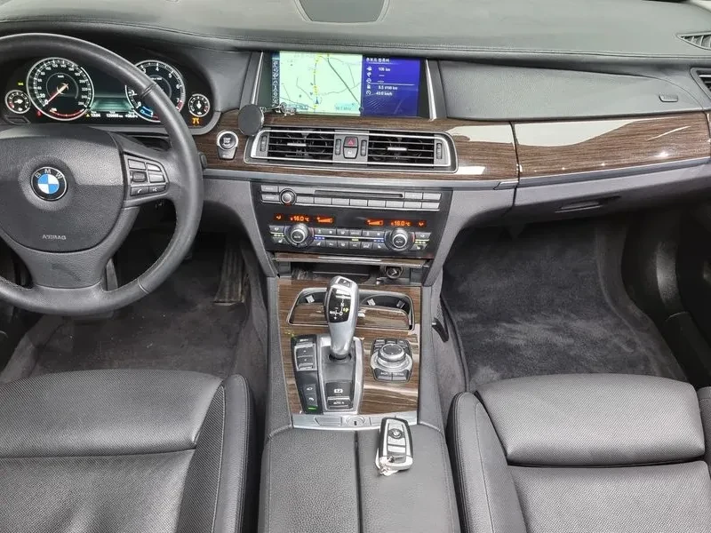BMW 740 Li, снимка 7 - Автомобили и джипове - 54220188