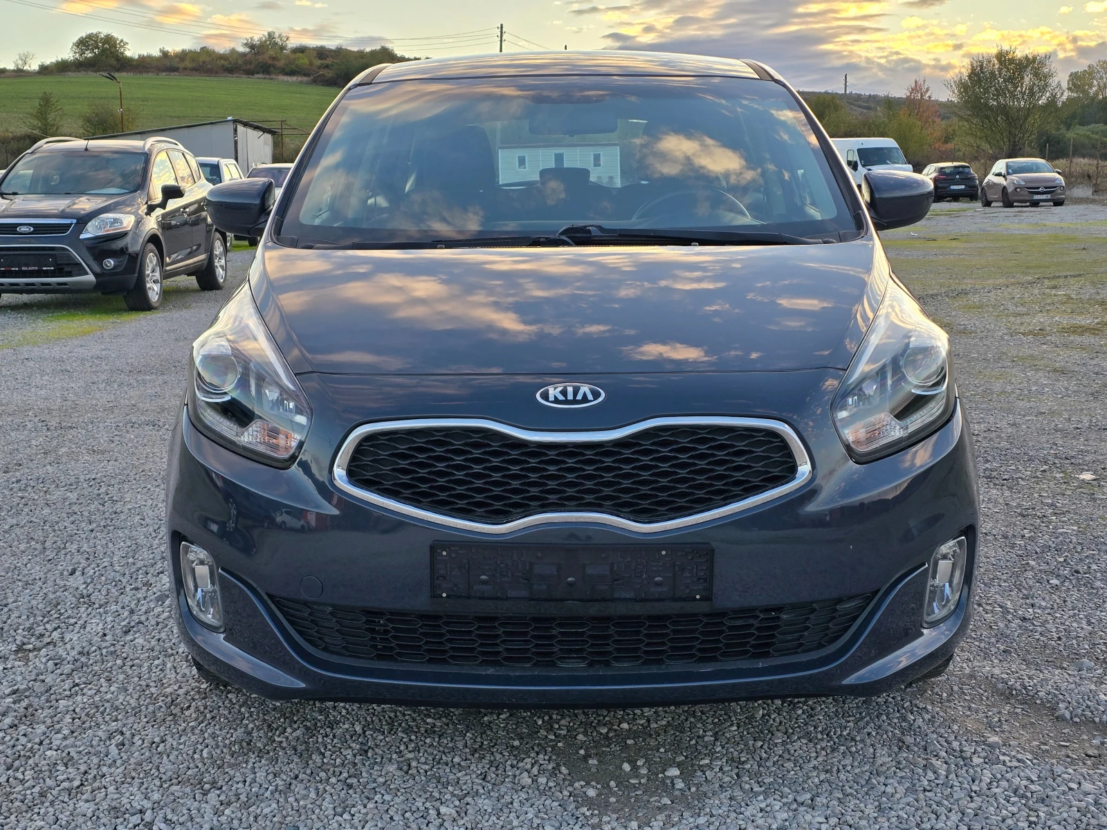 Kia Carens 1.6 i / 6+ 1 - изображение 2