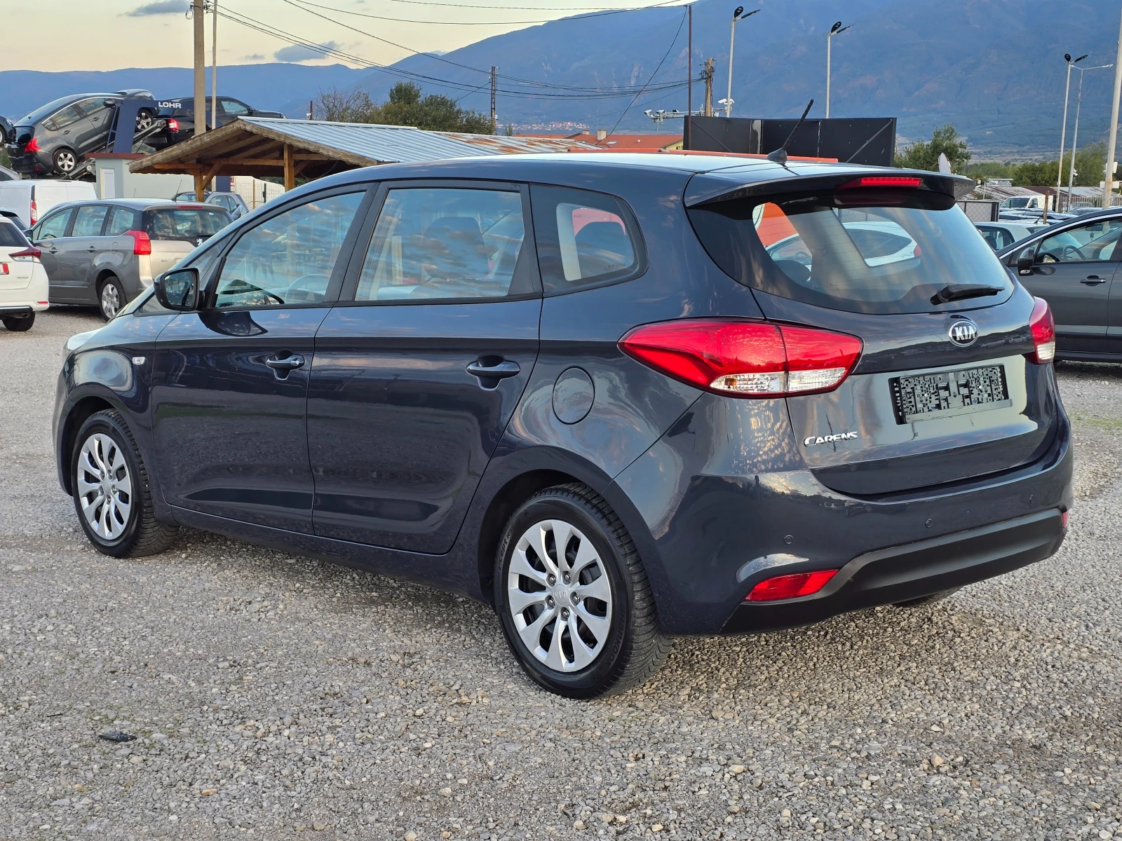 Kia Carens 1.6 i / 6+ 1 - изображение 6