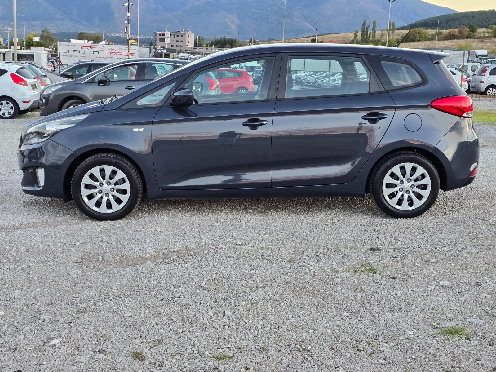 Kia Carens 1.6 i / 6+ 1 - изображение 7