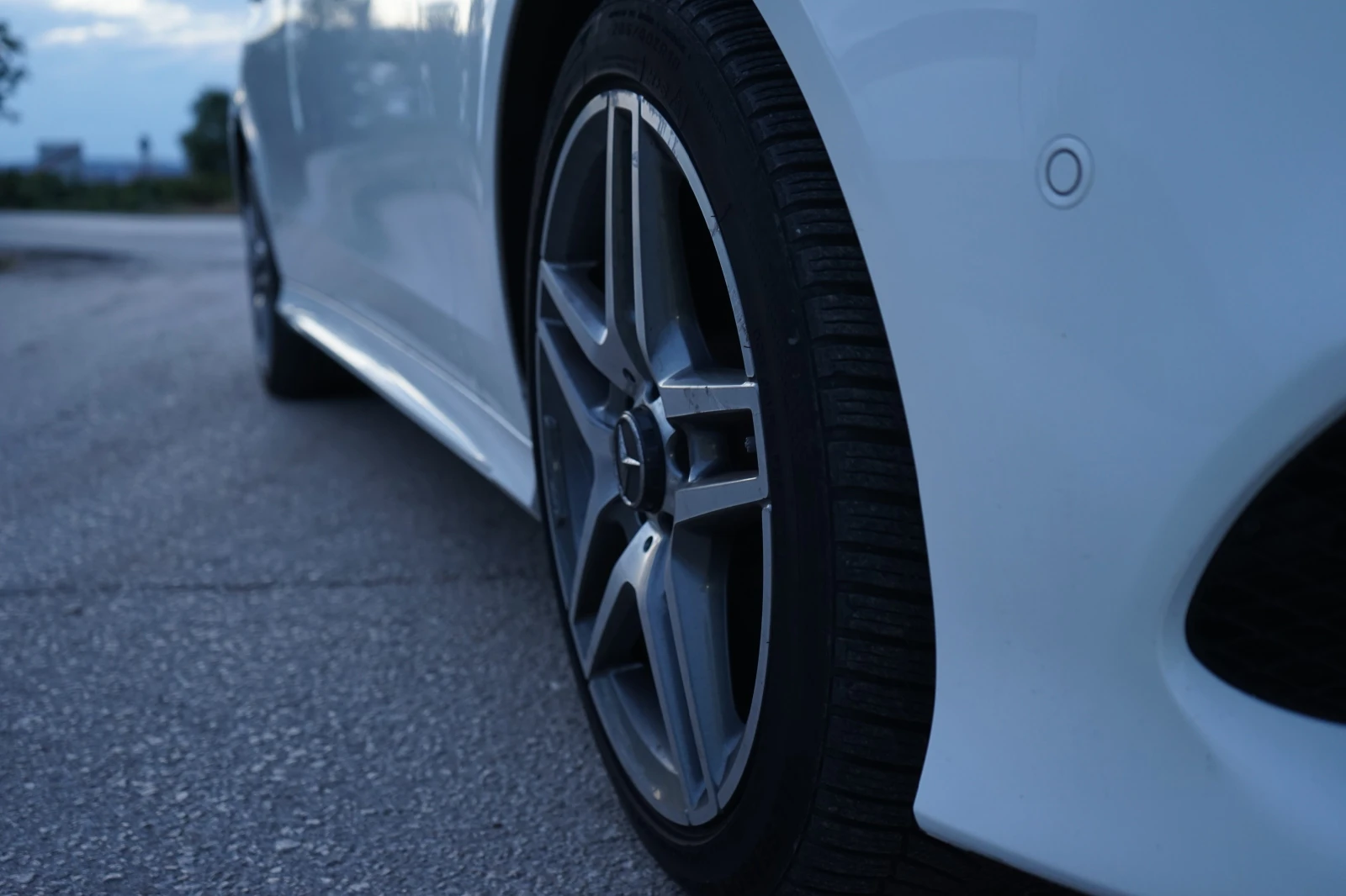 Mercedes-Benz E 350  - изображение 3