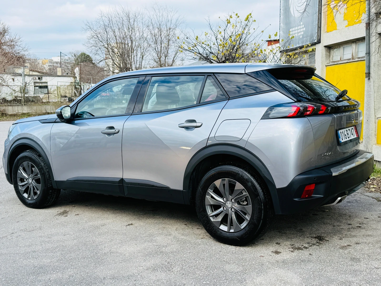 Peugeot 2008 Automatic 1.2 PURETECH S&S ACTIVE / Реални КМ - изображение 5