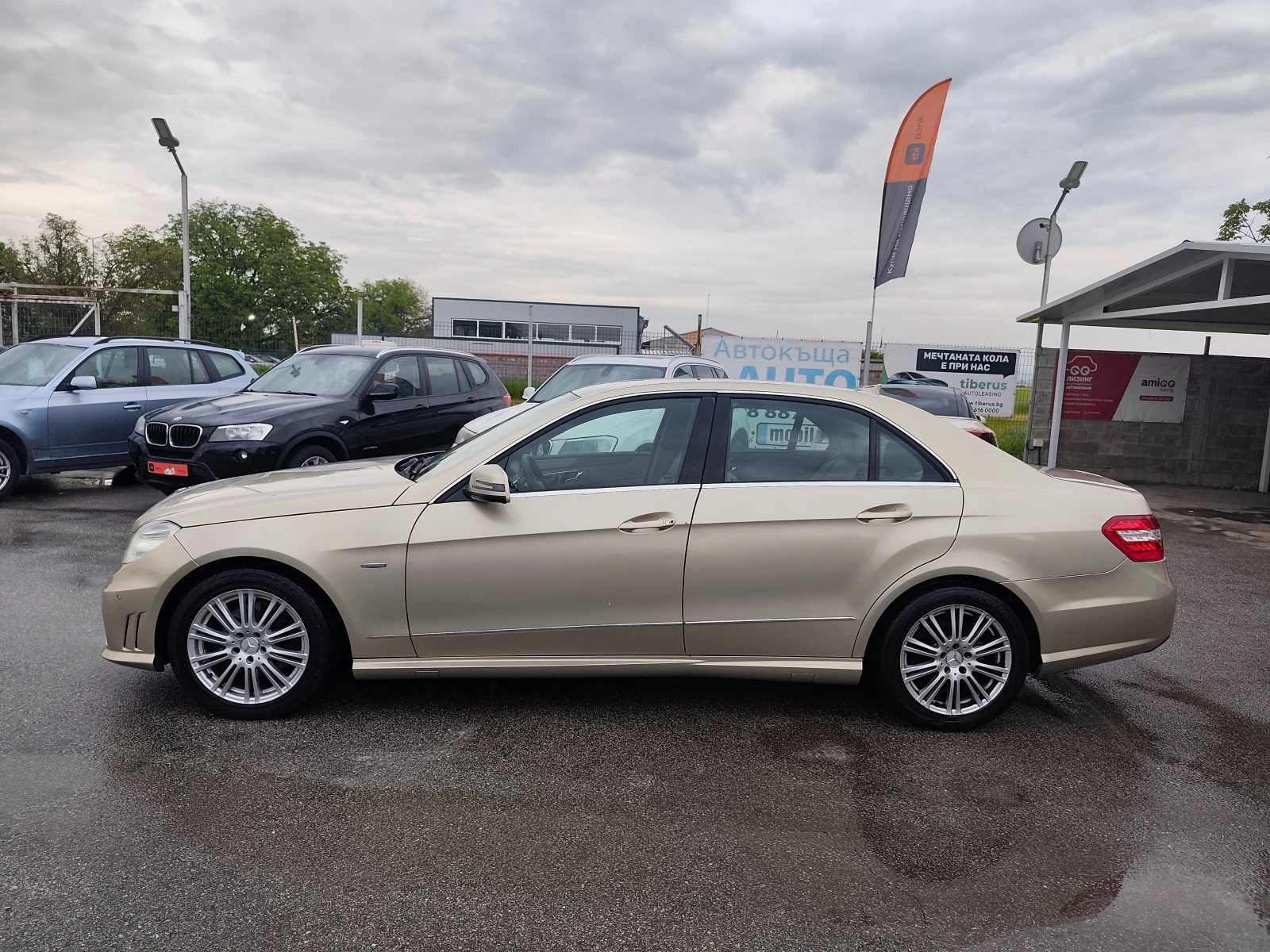 Mercedes-Benz E 350 AMG СЕДАН, снимка 6 - Автомобили и джипове - 54479039