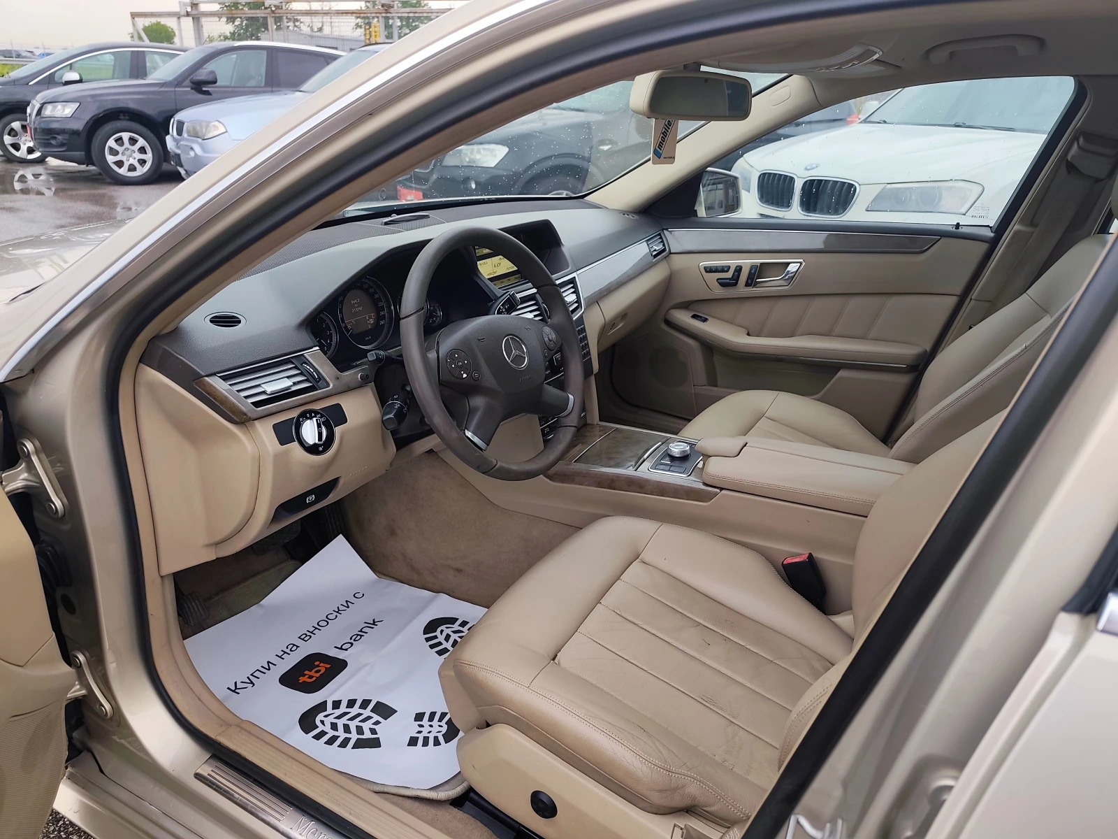 Mercedes-Benz E 350 AMG СЕДАН, снимка 9 - Автомобили и джипове - 54479039