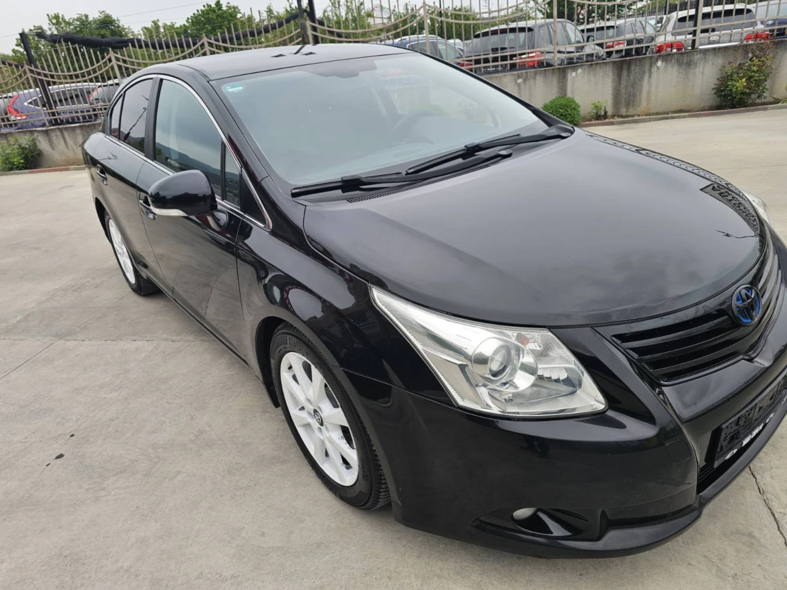 Toyota Avensis 2.2 D-4D/ 150 к.с./ НАВИГАЦИЯ/ ПОДГРЕВ/ СТАРТ-СТОП, снимка 8 - Автомобили и джипове - 54567212