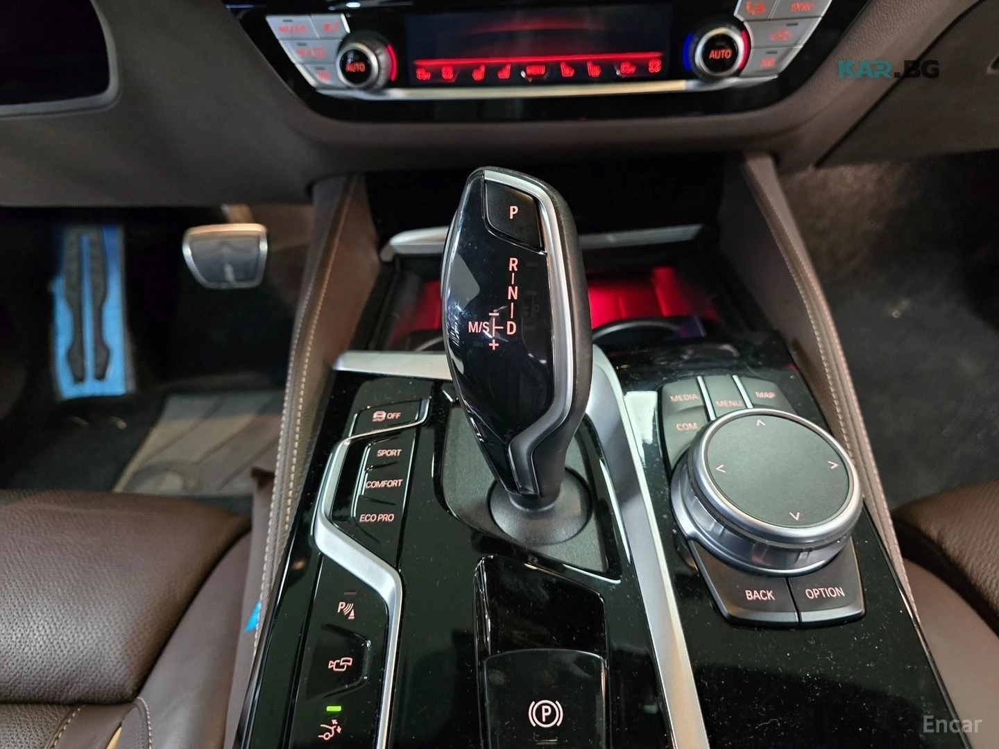 BMW 640 I / XDRIVE / M PKG / ОБДУХ / 360 / HEADUP / МАСАЖ , снимка 9 - Автомобили и джипове - 54670300