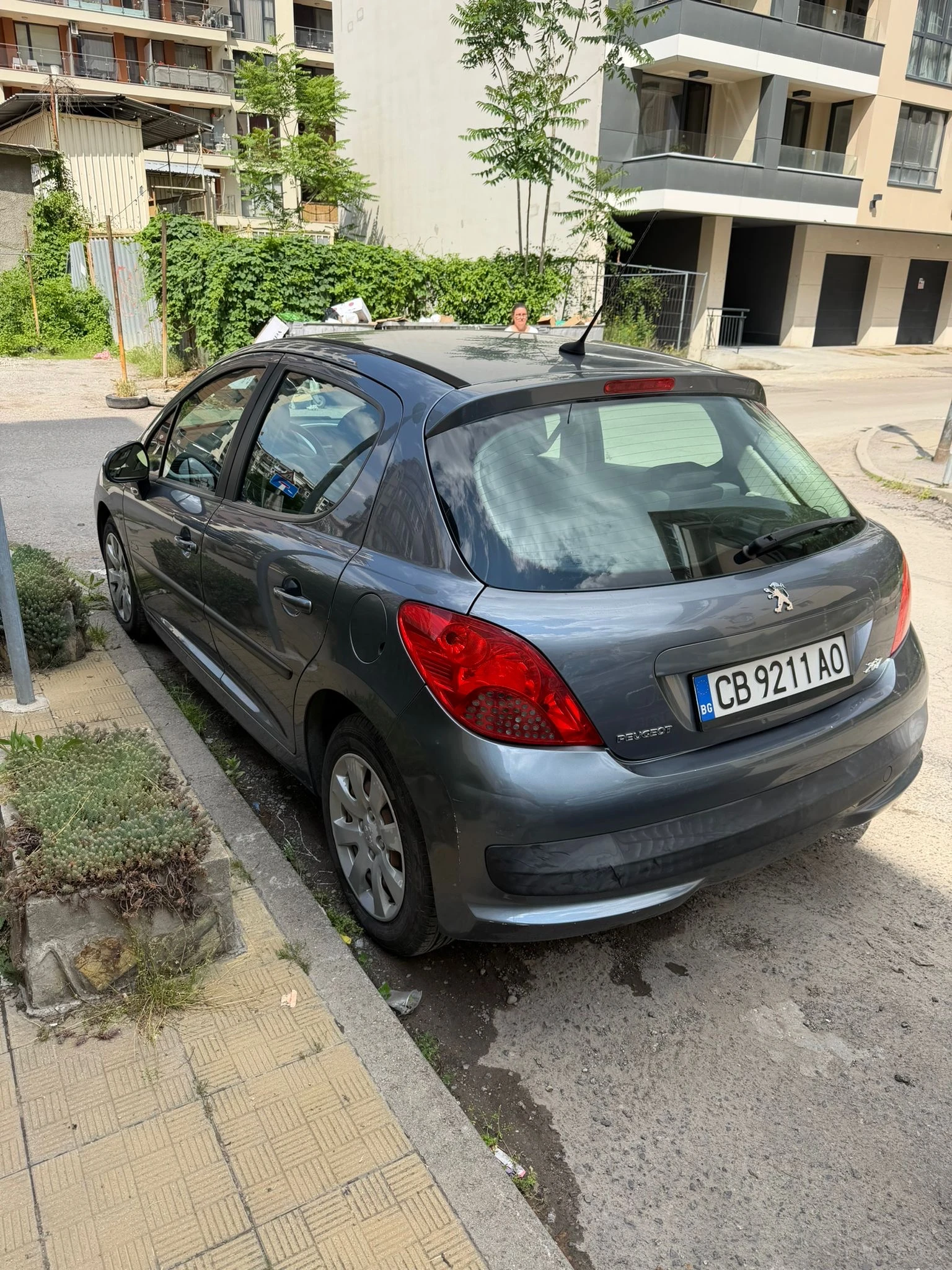 Peugeot 207 1.4.16v metan, снимка 5 - Автомобили и джипове - 54786722