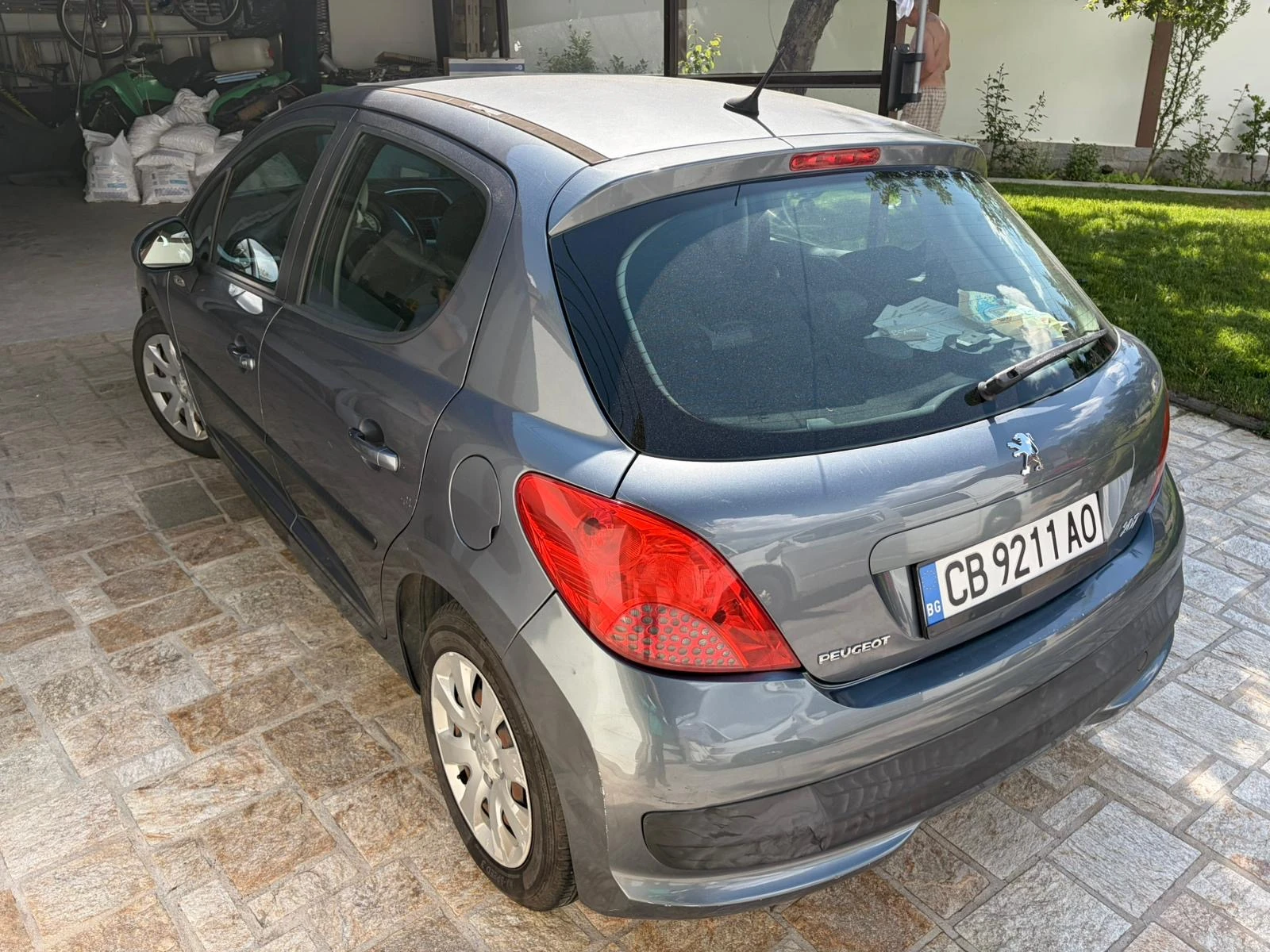 Peugeot 207 1.4.16v metan, снимка 2 - Автомобили и джипове - 54786722