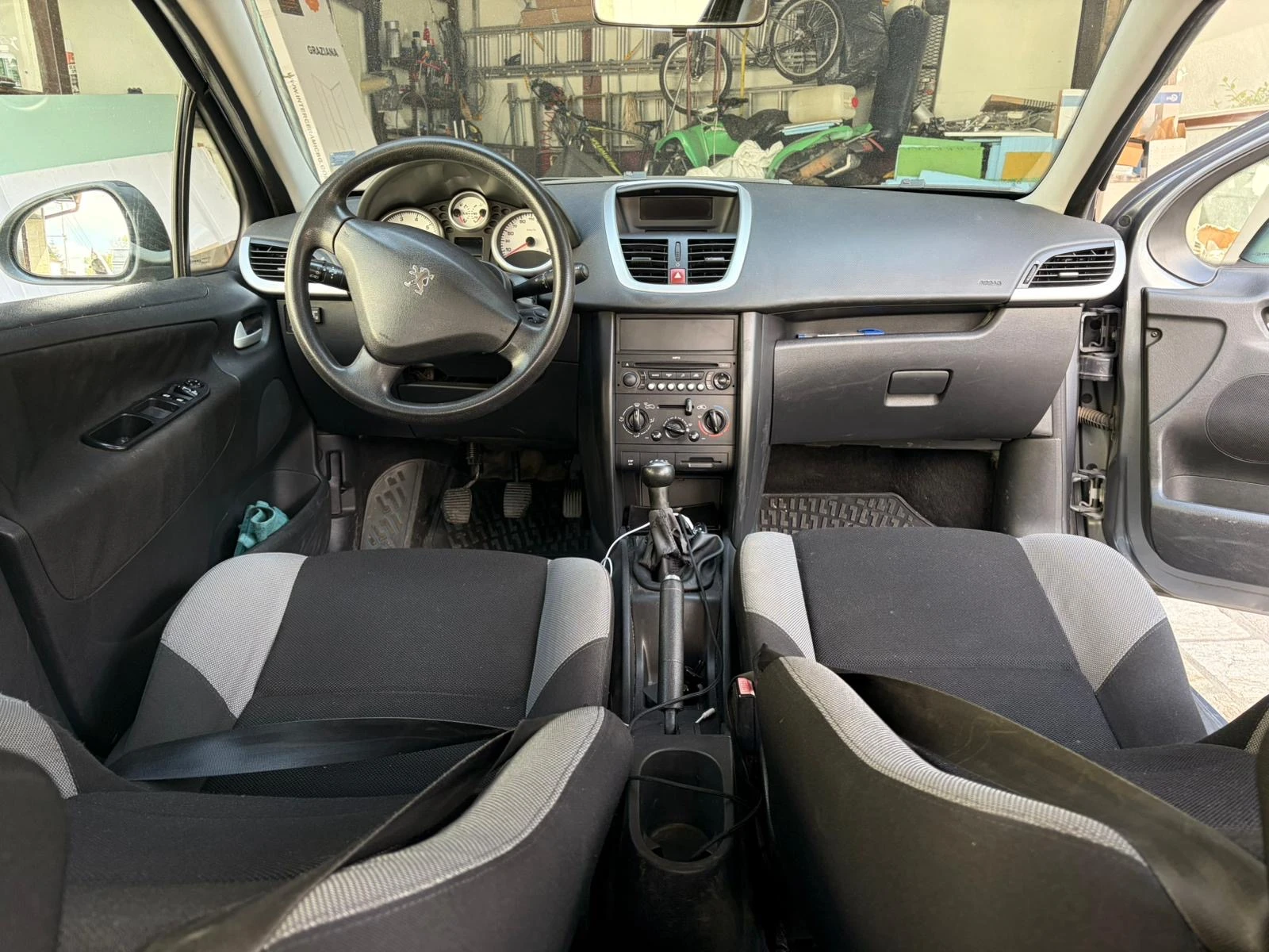 Peugeot 207 1.4.16v metan, снимка 4 - Автомобили и джипове - 54786722