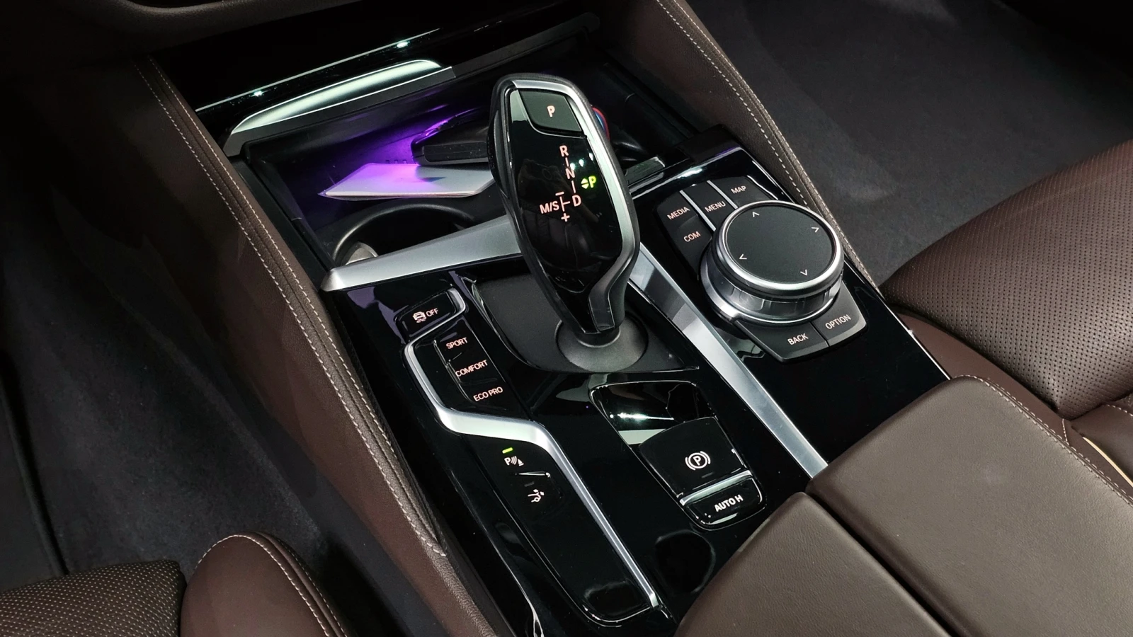 BMW 630 M PKG* 360 CAM* HEADUP* ПОДГРЕВИ* ШИБИДАХ, снимка 11 - Автомобили и джипове - 54983560
