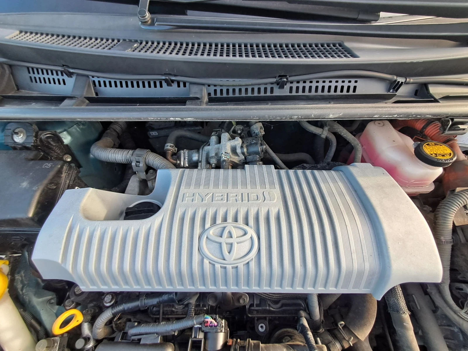 Toyota Yaris 1.5 Хибрид Камера 4л/100км, снимка 16 - Автомобили и джипове - 55040206
